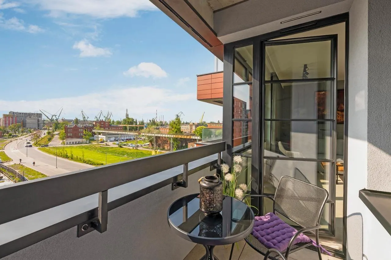 Flatbook - City Center Apartments Doki Living Gdańsk