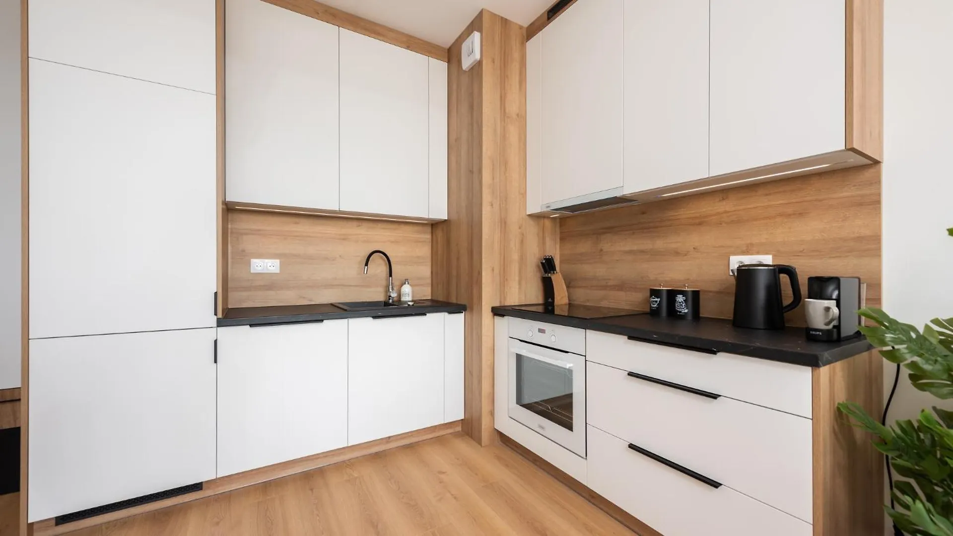 Flatbook - City Center Apartments Doki Living Gdańsk 0*,