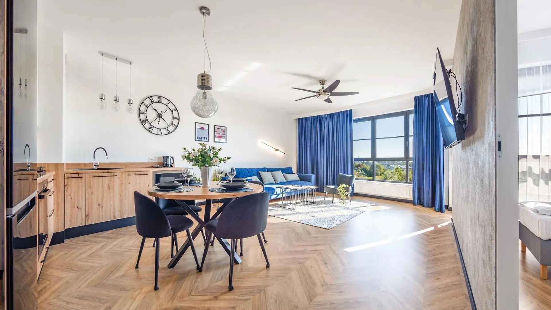 Flatbook - City Center Apartments Doki Living Gdańsk 0*,  Polen