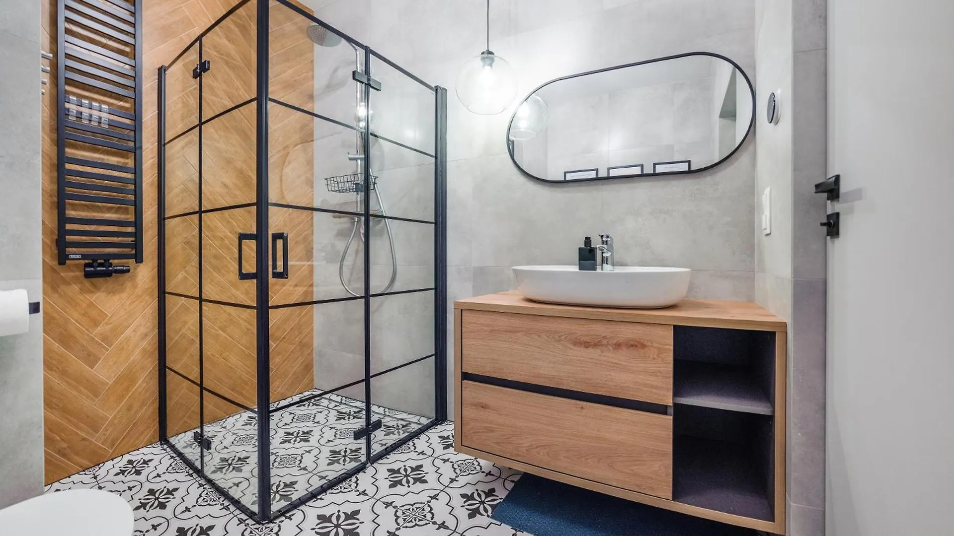 Flatbook - City Center Apartments Doki Living Gdańsk
