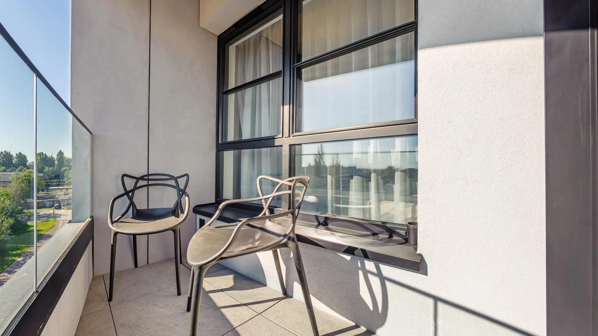 Flatbook - City Center Apartments Doki Living Gdańsk